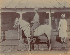 Colonnello A M Paterson, comandante del 1° Reggimento Bedfordshire da Unknown photographer