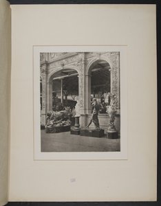 Ingresso sezione italiana, Edificio delle Manifatture