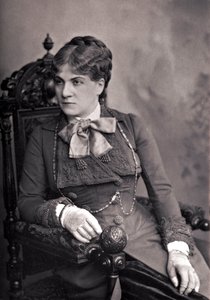 Mme Alix-Marie PASCA (1836-1906) - Ritratto di Alix Pasca (1835-1914), comica francese. Fotografia fine XIX secolo