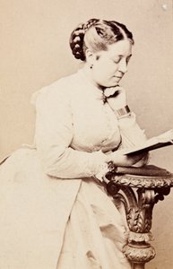 Ritratto di Therese Tietjens da Unknown photographer