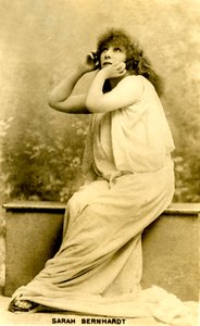 Sarah Bernhardt nel ruolo del titolo di 