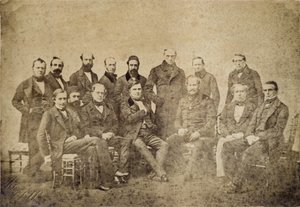 Il Congresso di Parigi fu una conferenza di pace tenutasi a Parigi, Francia, nel 1856, tra i rappresentanti delle grandi potenze in Europa per fare pace dopo la quasi triennale Guerra di Crimea da Unknown photographer