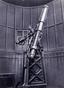 Il telescopio di Giovanni Virginio Schiaparelli (1835-1910) astrofisico a Brera (Milano). Ha osservato configurazioni rettilinee sul pianeta Marte, chiamandole canali marziani.