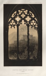 Finestra di un antico convento a Barcellona