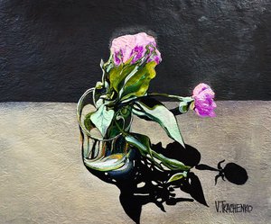 Peonie recise in un vaso di vetro