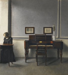 Ida in un interno con pianoforte