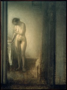Nudo femminile, in piedi