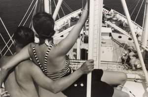 Coppia a bordo della nave da crociera "Oceania", dall