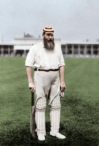 Dr WG Grace, giocatore di cricket inglese, gioca per il London County Cricket Club, c1899