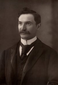 Solomon Joseph Solomon (1860-1927) pittore di ritratti e murali inglese. Durante la Prima Guerra Mondiale introdusse l