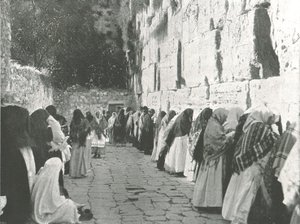 Il Muro del Pianto, Gerusalemme, Palestina, 1895 da W and S Ltd