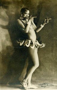 Josephine Baker con il suo famoso costume di banane c.1927 da Walery