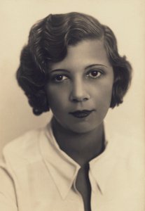 Ritratto del pittore Léonor Fini (foto b/n)