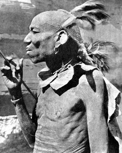Un membro della tribù Turkana, Kenya, Africa