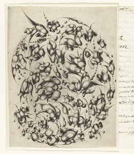 Bouquet di oreficeria con fiori e foglie stilizzati