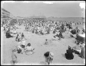 Bagnanti a Brighton Beach, Brooklyn, 3 agosto 1912