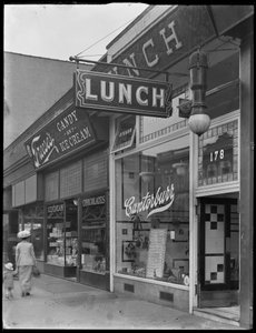 Insegna del pranzo di Canterbury al 202 (o 178) E. 125th Street, New York City, 2 maggio 1916