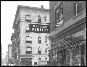 Insegna per il dottor H.Y. Halley, 1456 St. Nicholas Avenue, New York City, 2 agosto 1916 da William Davis Hassler
