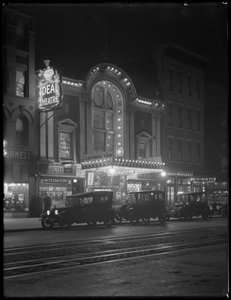 Il Teatro Ideale sulla Ottava Avenue, New York City, 6 gennaio 1917 da William Davis Hassler