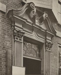 Porta, Crutched Friars, Londra da William Galsworthy Davie