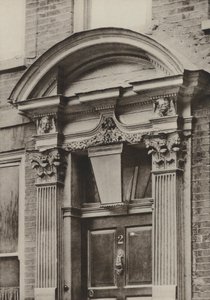Porta, Great St Helens, Londra (foto in bianco e nero) da William Galsworthy Davie