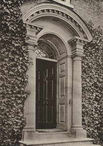Porta, Steyning, Sussex da William Galsworthy Davie