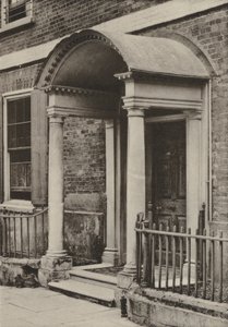 Porta, The Close, Salisbury, Wilts da William Galsworthy Davie