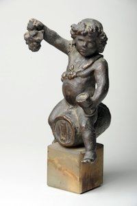 Cherubino su una botte di vino da William Hamo Thornycroft