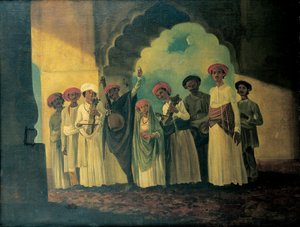 Gruppo di musicisti indiani che suonano un sarangi, un tambura e tablas, con una ragazza che danza su una terrazza