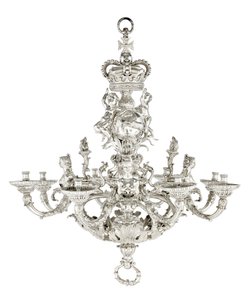 Il Lampadario Reale di Givenchy Hanover da William Kent