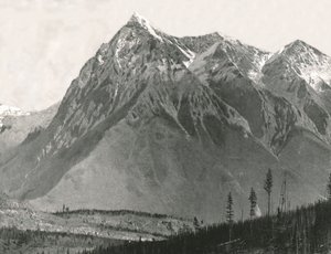 Le Montagne Rocciose: Chancellor Peak, Leanchoil, Canada, 1895 da William Notman and Son