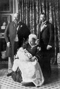 Quattro generazioni della famiglia reale
