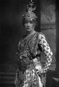 Sarah Bernhardt 1844-1923, attrice teatrale francese, 1890