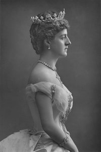 La Marchesa di Londonderry, c1891 da William and Daniel Downey