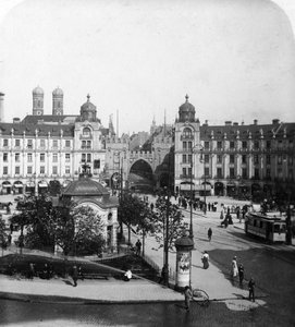 Karlsplatz, Monaco di Baviera, Germania, c1900