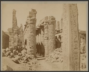 Karnak, Obelisco di Tuthmes 1° e Colonnato della Sala [illeg.]