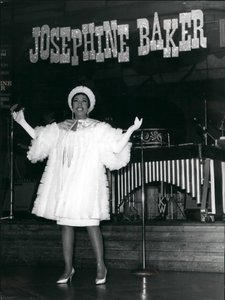 Josephine Baker che si esibisce a Zurigo, Svizzera, 3 marzo 1967