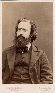Comune di Parigi (1871): ritratto di Theophile Ferre (1846-1871) membro della Comune. Fotografia Appert. Dim. 10,5x6,3 cm