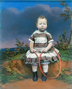 Ritratto di un bambino con un cerchio, ambrotipo colorato a mano, c 1860
