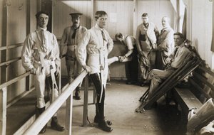 Protesi Soldati con gambe artificiali, c 1915-1918