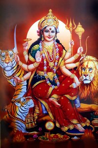 Tempio indù di Shiva. Immagine della dea indù Durga.