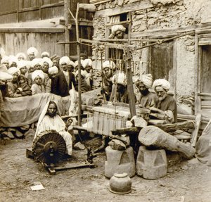 Filatura e tessitura di scialli di lana, Srinagar, Kashmir, India c.1901
