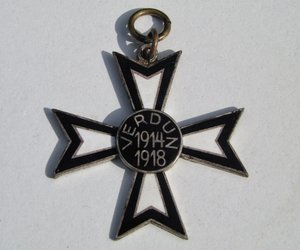 La croce di Verdun commemorativa della battaglia di Verdun