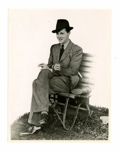 Lord Burlington, c.1938 (foto in bianco e nero) da Unbekannt Unbekannt