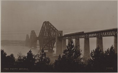 Ponte di Forth (foto in b/n) da (after) English photographer