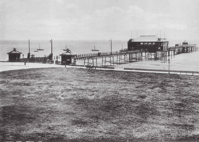 Molo di Lytham da (after) English photographer