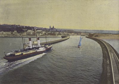 Boulogne-sur-Mer, Entrata di un vapore da (after) French Photographer