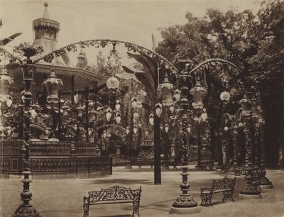 Il chiosco della musica del Jardin de Paris da (after) French Photographer
