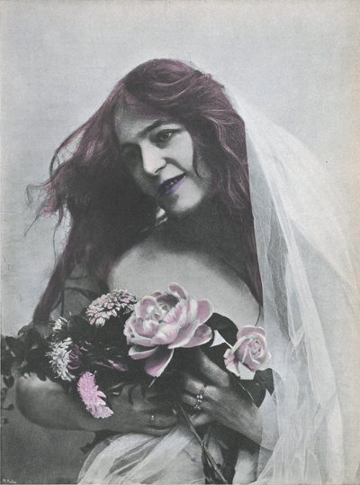 Ritratto di una donna con un mazzo di fiori da (after) French Photographer