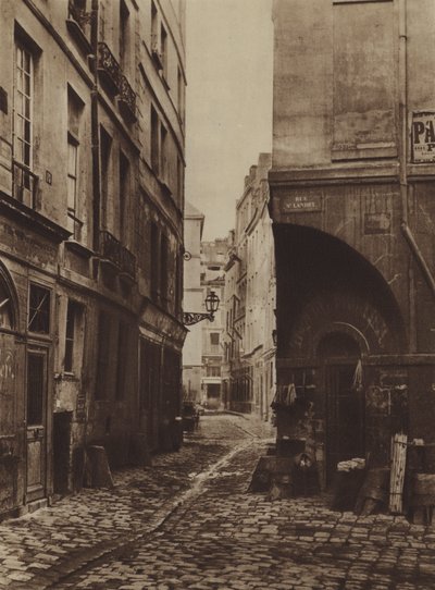 Rue des Marmousets nel 1864, vista da rue Saint-Landry, era al posto del nuovo Hotel-Dieu da (after) French Photographer